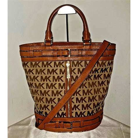 michael kors kingsbury bucket tote|Michael kors kingsbury tote + FREE SHIPPING .